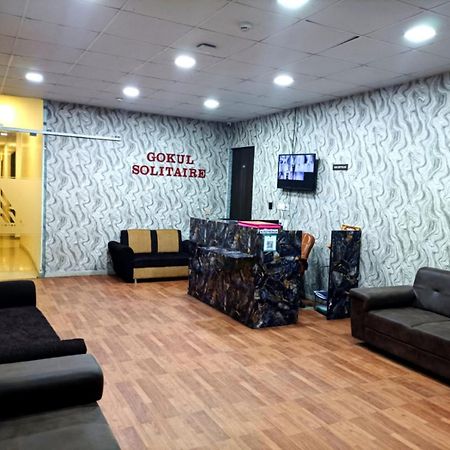 Hotel Gokul Solitaire, Surat Bhatha Екстер'єр фото