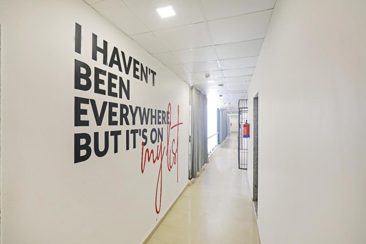 Hotel Gokul Solitaire, Surat Bhatha Екстер'єр фото